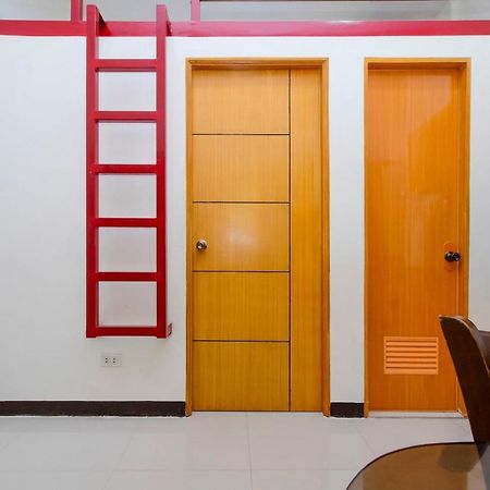 Zen Rooms Time Travellers Makati Makati City Extérieur photo