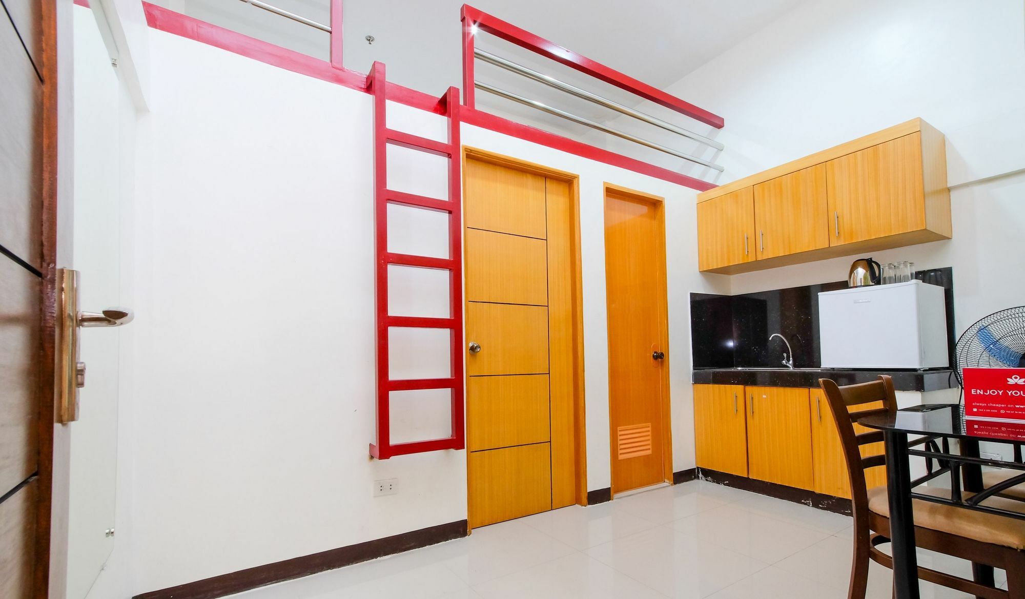 Zen Rooms Time Travellers Makati Makati City Extérieur photo
