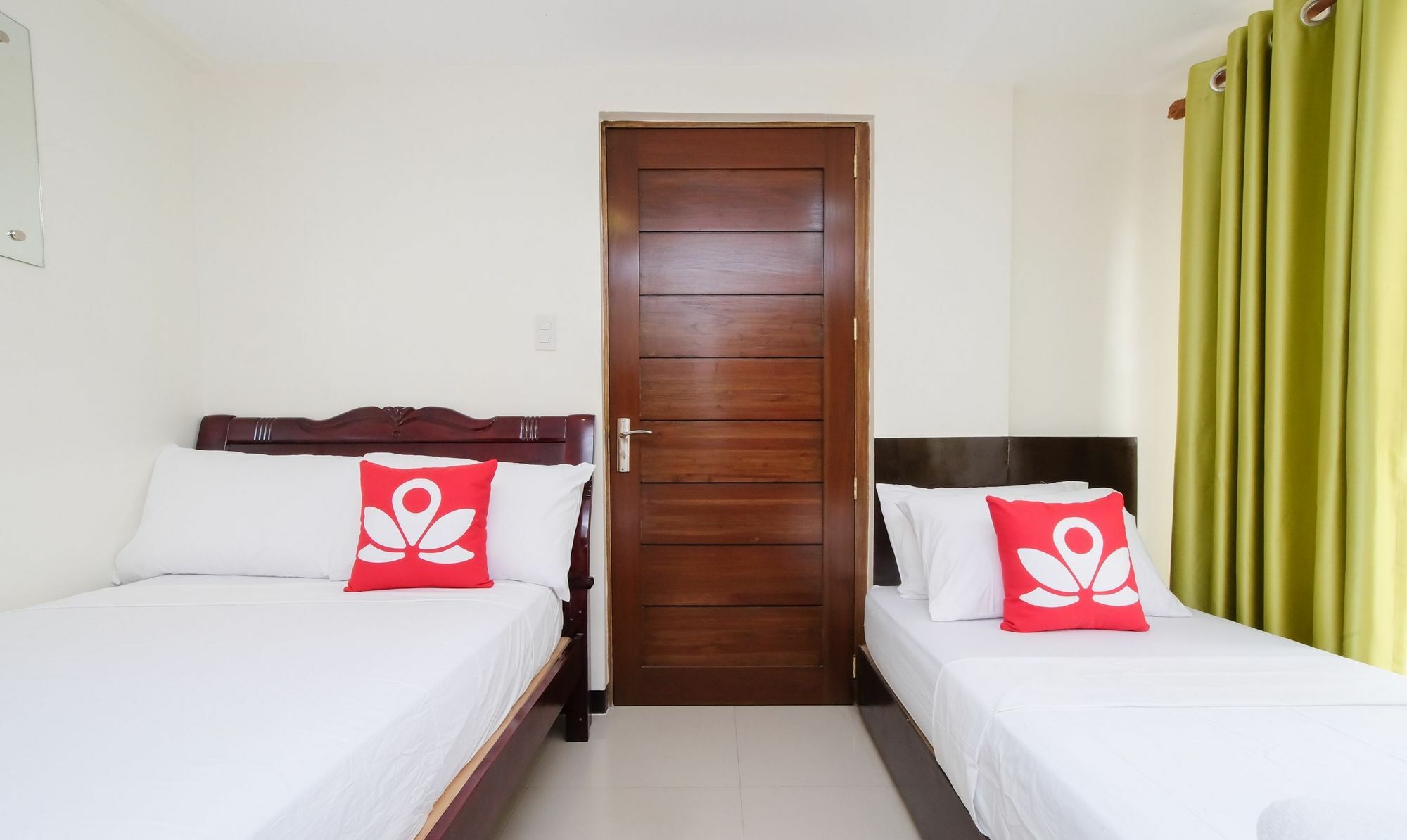 Zen Rooms Time Travellers Makati Makati City Extérieur photo