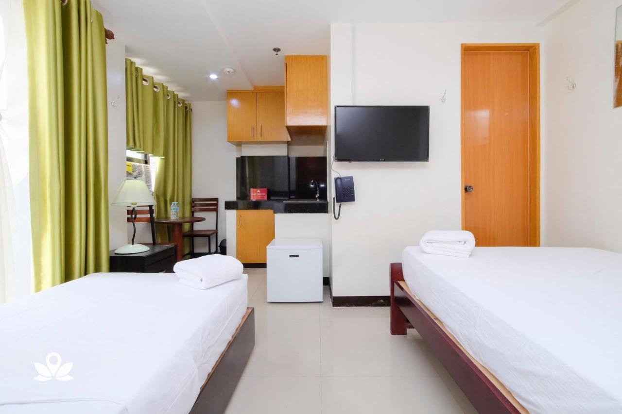 Zen Rooms Time Travellers Makati Makati City Extérieur photo