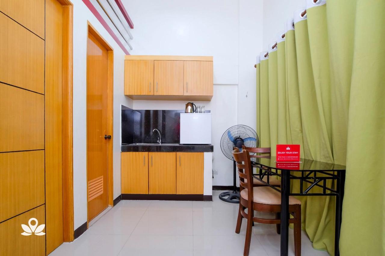 Zen Rooms Time Travellers Makati Makati City Extérieur photo